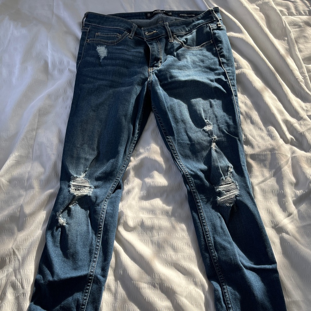 Hollister cropped skinny jeans